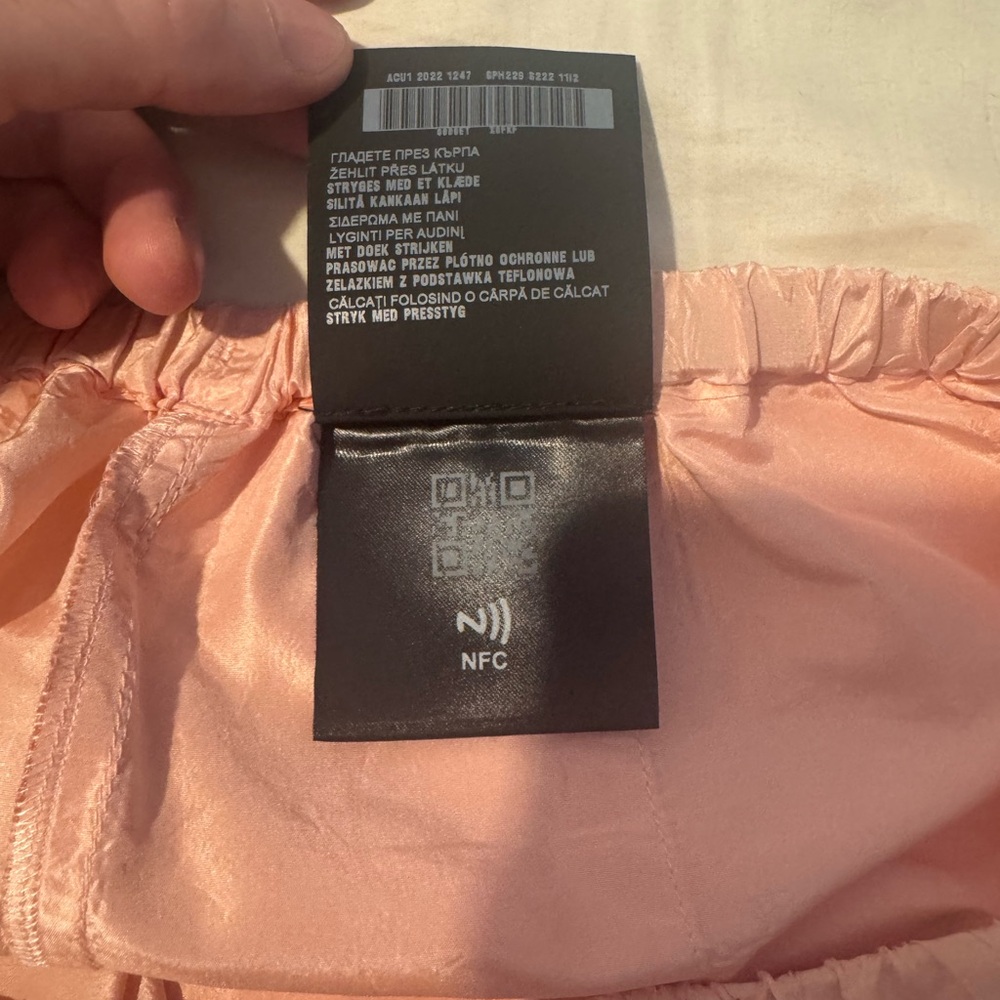 Prada Pink Silk Pants - Picture 15 of 16